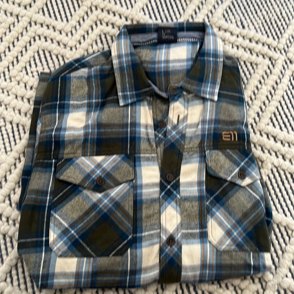 E11 flannel button down men’s large - Picture 1 of 2